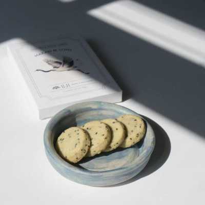 Sablés au Matcha & Sésame Noir Grillé – Uji