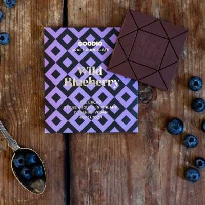 Tablette de chocolat aux myrtilles sauvages artisanale