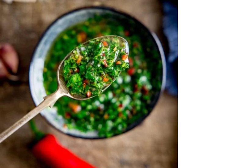 7 façons d'utiliser la sauce chimichurri pour pimper vos plats du quotidien