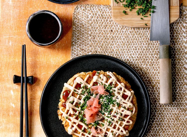 Découvrez-l-Okonomiyaki-le-plat-préféré-des-Japonais-