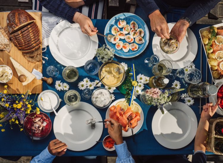 Fêtes-et-traditions-du-mois-de-juin-dans-le-monde