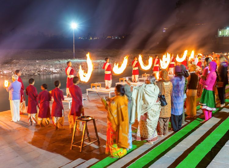 Fêtes-et-traditions-du-mois-de-juin-dans-le-monde