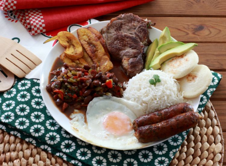 Bandeja Paisa