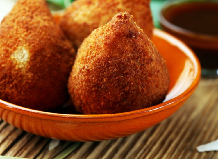 Recette coxinha brésilienne la street food croustillante au poulet