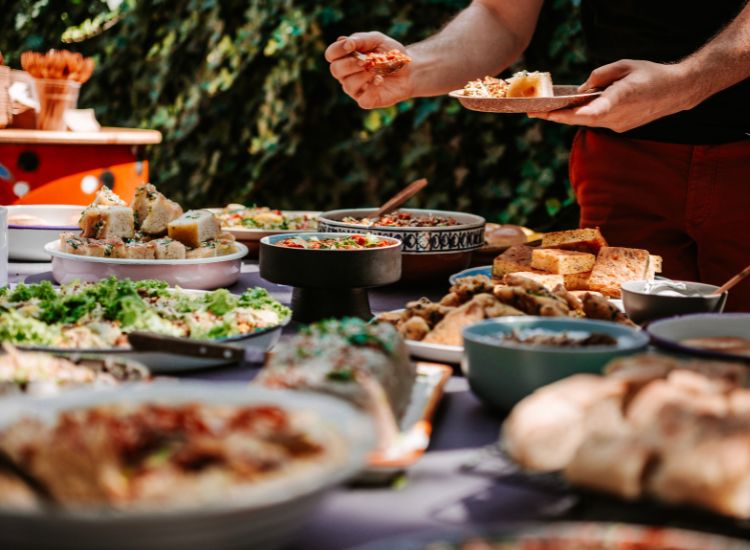 Quelles cuisines du monde savourer en été ? 5 destinations à déguster