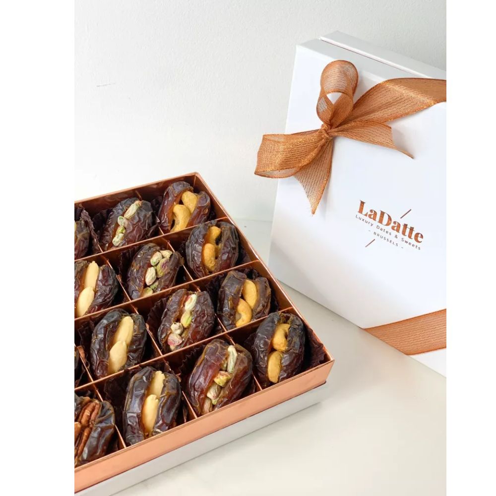 Coffret de dattes Medjool fourrées aux noix