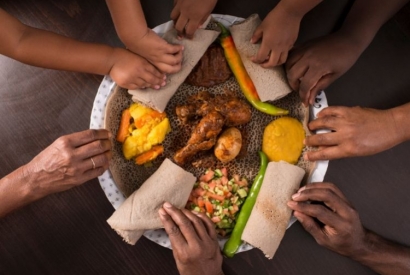 Ces plats que l’on mange avec les mains aux quatre coins du monde
