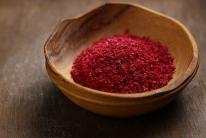 Le sumac : l’épice ensoleillée qui réveille vos plats pour les beaux jours