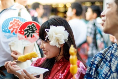 Fêtes et traditions du mois de juin à travers le monde : un tour culturel