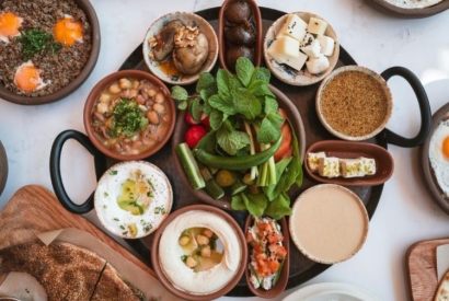Recettes du brunch du monde : idées originales pour un week-end gourmand
