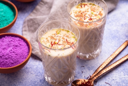 Thandai maison : la boisson épicée et rafraîchissante venue d’Inde