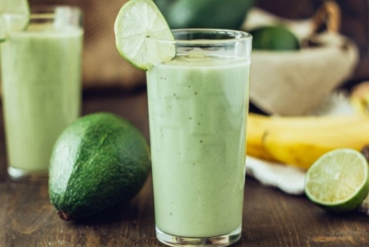 Smoothie Avocat-Banane Détox & Santé – Recette crémeuse et énergisante